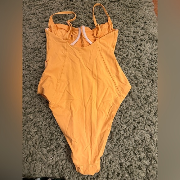 Onia WeWoreWhat Danielle One Piece Bustier Swimsuit in Yellow Size Small - Picture 8 of 9